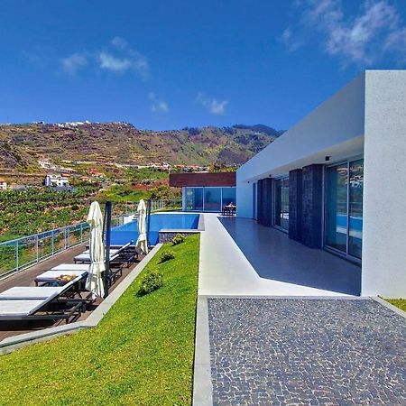 Villa Blue Horizon By Lovelystay Tabua  المظهر الخارجي الصورة